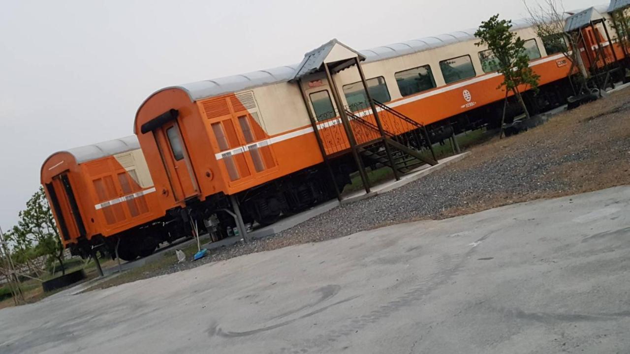 Da Yi Train Homestay Дунган Экстерьер фото
